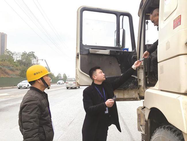 长沙县开展货运车辆综合整治行动,确保道路运输平安畅通